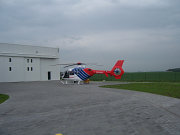 foto č.8: Prohlídka záchranářského vrtulníku